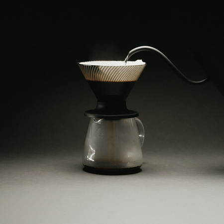 Hario - tritanowy drip NEO V60-02 - czarny - obrazek 3
